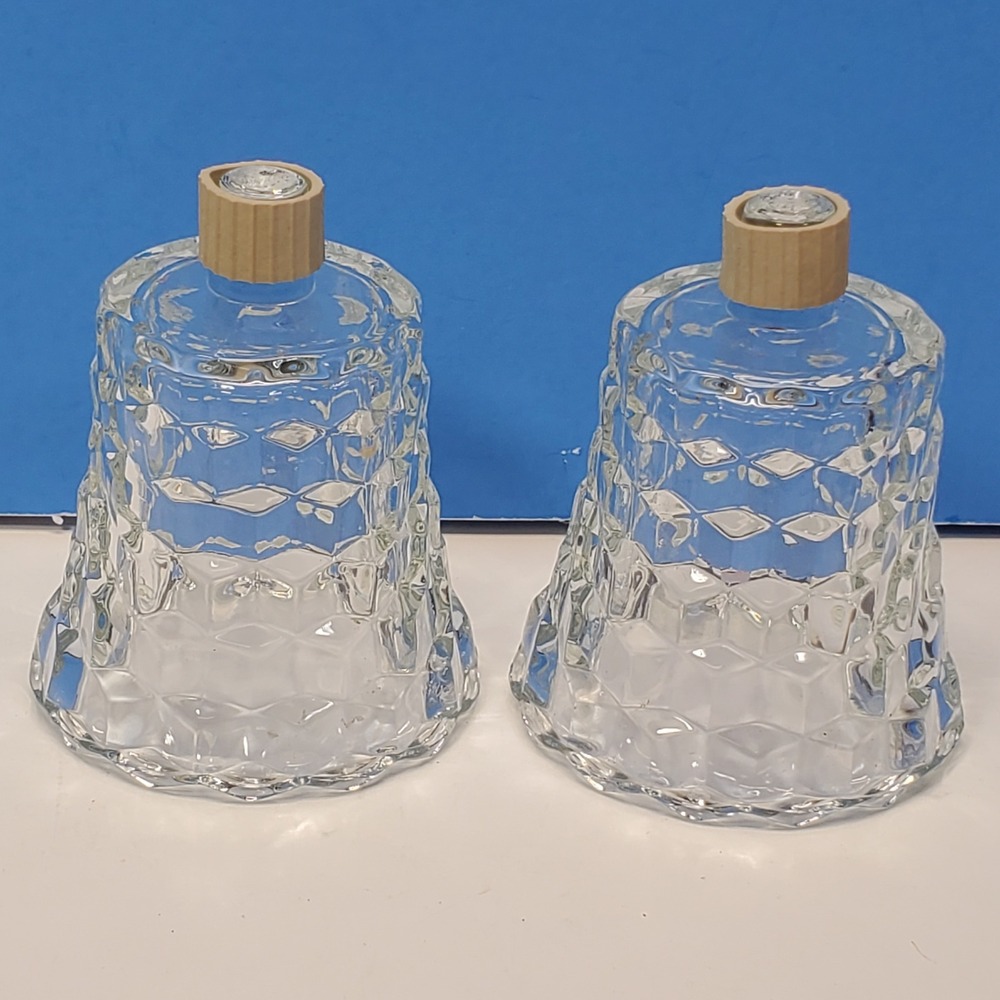 Home Interiors Glass Peg Votive Cup Holders Clear With Grippers Set of 2